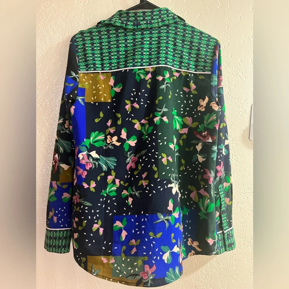 CAbi Multicolor Floral Blouse - Picture 7 of 7